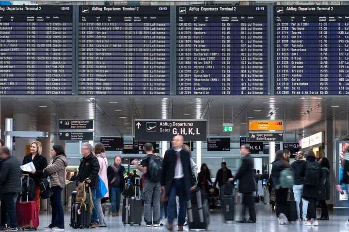 Während der Osterferien wird mit erhöhtem Fahrgastaufkommen am Münchner Flughafen gerechnet.