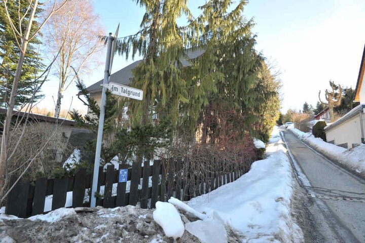 Der Einbruch geschah in der Straße Im Talgrund.