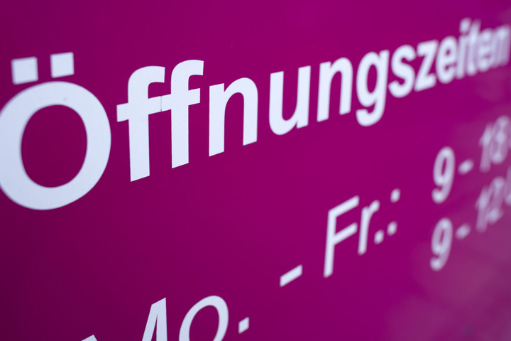 Auch weiter verkaufsoffenen Sonntage sehen die Parteien im Landtag nicht als nötig an.