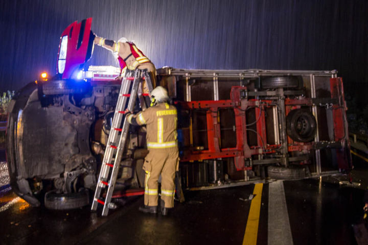 Die Feuerwehr hatte alle Hände voll zu tun.