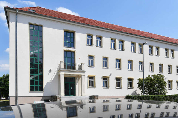 Eigentlich sollte noch in diesem Jahr die Arbeit an dem Zentrum aufgenommen werden.