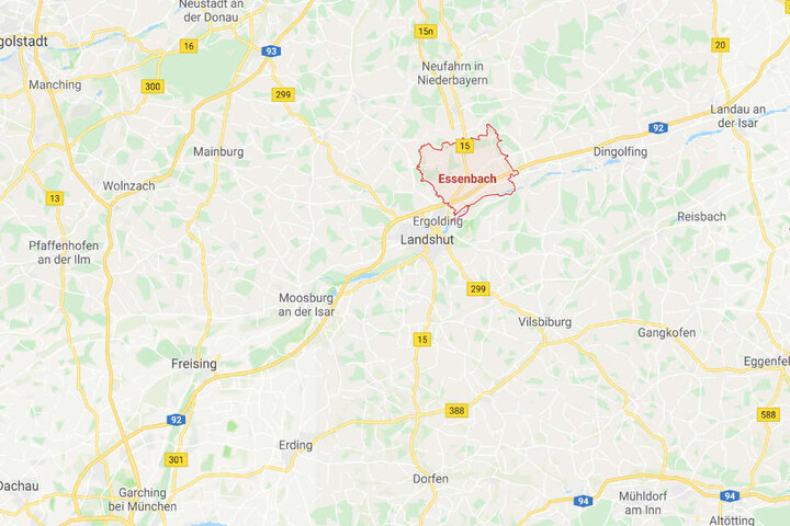 Die Polizei hat die Wohnung des verdächtigen Mannes in Essenbach bei Landshut durchsucht.