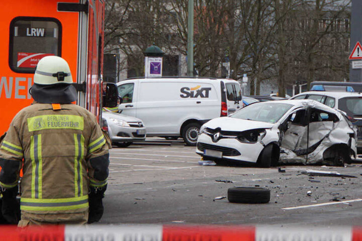 Das Auto der getöteten Frau auf der Grunerstraße.