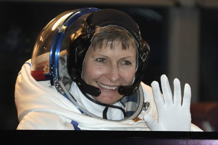 US-Astronautin Peggy Whitson (57) ist die Frau mit den meisten Arbeitsmissionen im freien Weltraum.