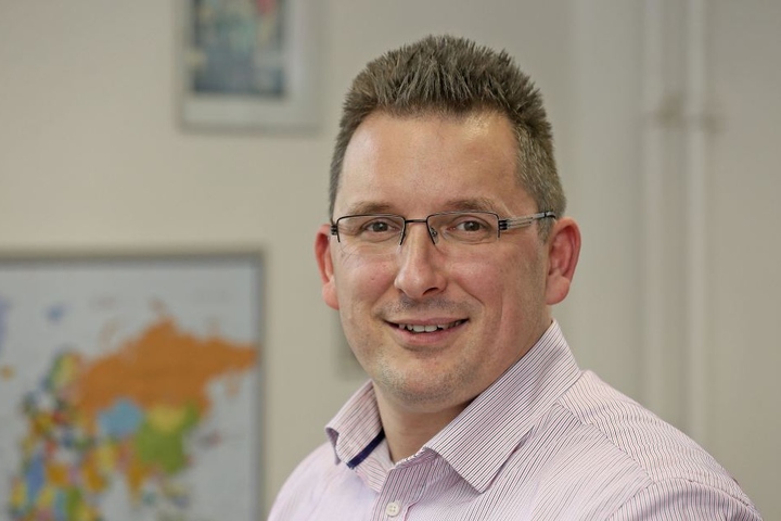 Jens Juraschka (43), Chef des Tafel-Trägervereins