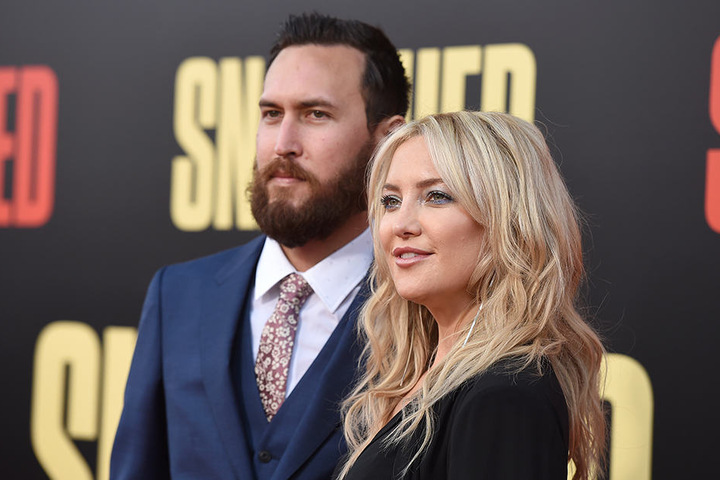 Danny Fujikawa und Kate Hudson bekommen eine Tochter.