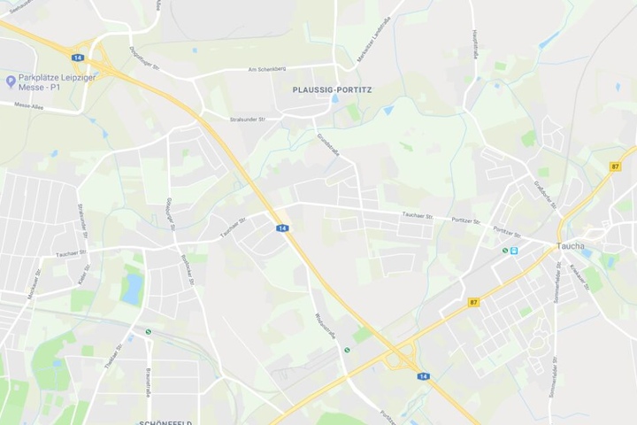Ein Lkw hatte zwischen den Anschlussstellen Leipzig-Nordost und -Messegelände eine ätzende Flüssigkeit verloren.