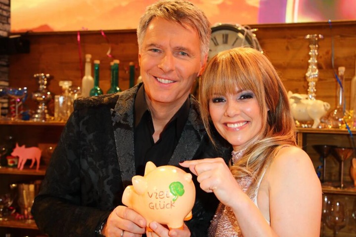Der 54-Jährige moderiert zusammen mit der Schweizer Sängerin Francine Jordi die Silvestershow in der Stadthalle.