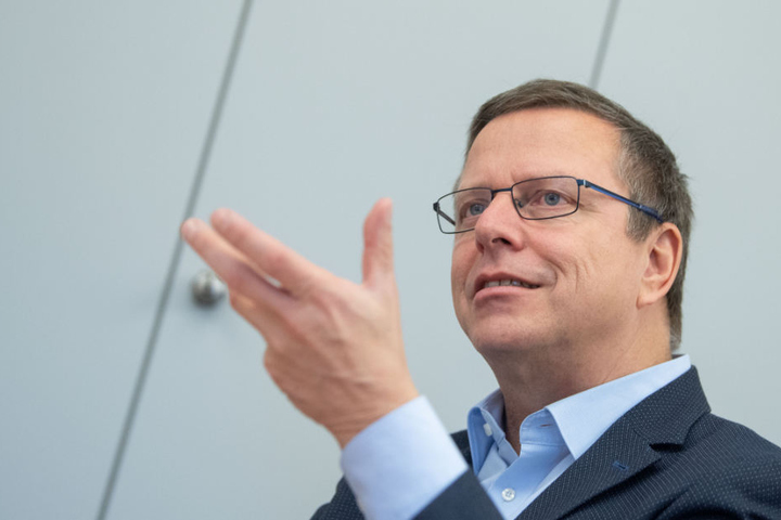 Martin Gross, Leiter des Landesbezirks Verdi Baden-Württemberg bei einem Interview.