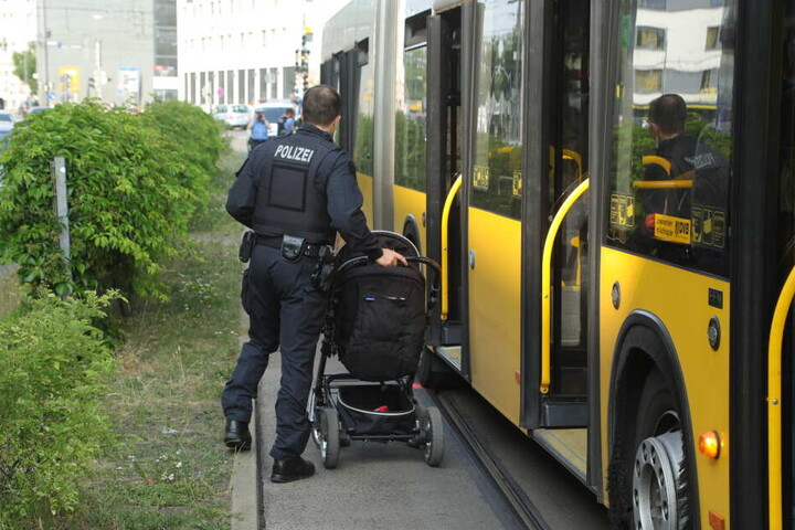 Mehrere Personen, darunter auch Kinder, wurden verletzt.