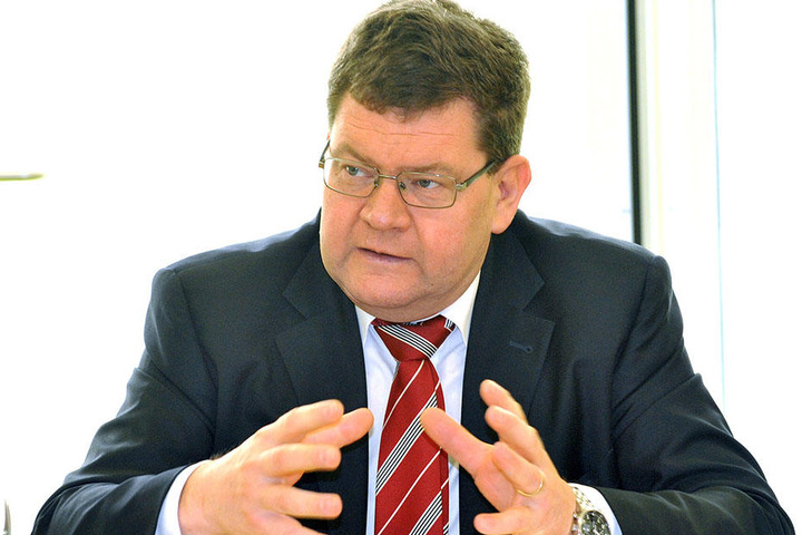 Sportbürgermeister Philipp Rochold (54, parteilos).