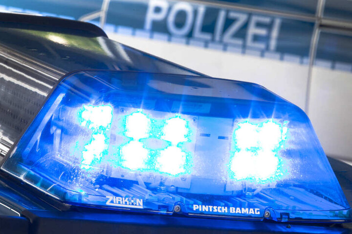 Die Polizei sucht nach einem Vermissten. (Symbolbild)