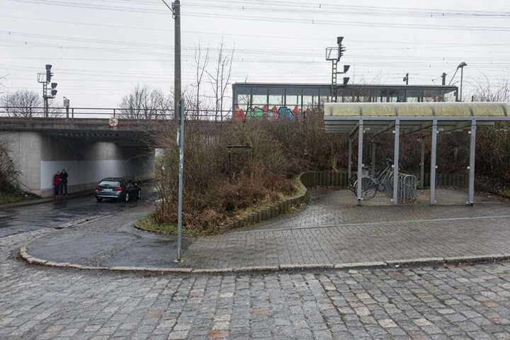 Am S-Bahnhof Zschachwitz ereignete sich im März die Tat.
