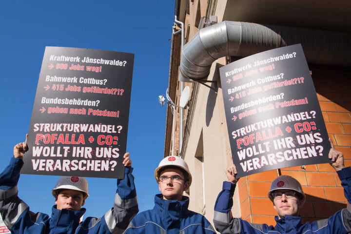 LEAG-Mitarbeiter sind sauer. Gut bezahlte Industriejobs wie in der Kohleindustrie sind in der Lausitz nicht gerade üppig gesät.