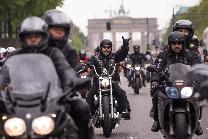 Tausende Motorradfahrer setzten in Berlin ein Zeichen gegen Gewalt.
