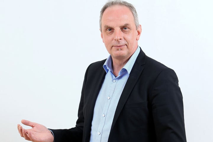 Stadtrat Detlef Müller (53) will Verkehrssimulation und eine neue Spur für die Neefestraße.