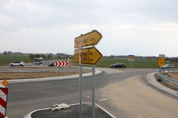 An der neuen Staatsstraße bei Crossen fehlt der Radweg.