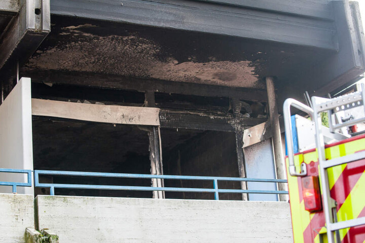 In diesem Appartement hat es den verheerenden Brand gegeben.