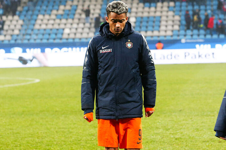 Ein Gesichtsausdruck, der viel aussagt: Emmanuel Iyoha weiß noch nicht, wo er ab Juli spielt. Ein belastender Zustand für ihn.