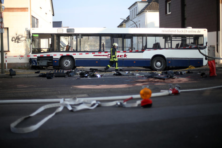 Mehrere Personen wurden verletzt.