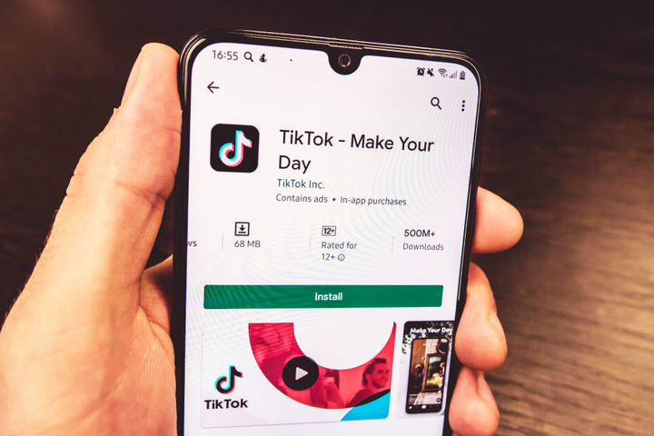 Wieder ist die App Tik Tok Auslöser für einen gefährlichen Internet-Trend (Symbolbild).