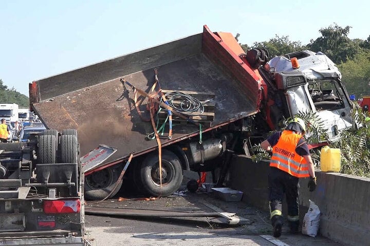 Die A67 wurde in beide Richtungen voll gesperrt.