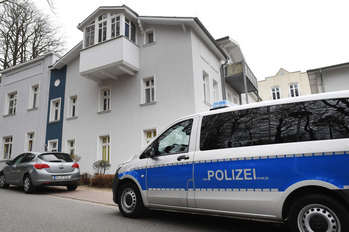 Die Polizei konnte bislang weder einen Tatverdächtigen noch die Tatwaffe ausfindig machen (Symbolbild).
