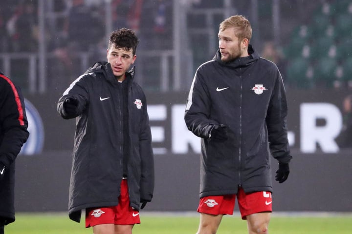 Mussten nach dem Spiel einige Szenen aufarbeiten: Diego Demme (l.) und Konrad Laimer.