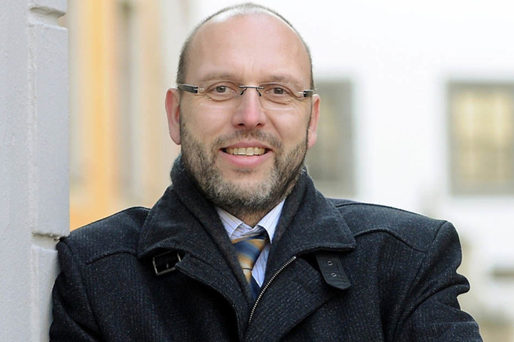 Olaf Raschke (55) ist amtierender OB in der Porzellanstadt. Seit 2004 begleitet er das Amt. Die CDU unterstützt die Kandidatur des Parteilosen.