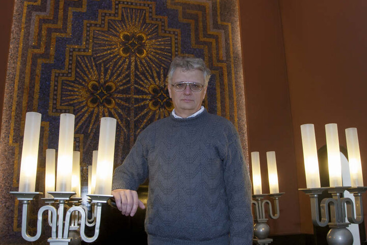 Krematoriums-Chef Jörg Schaldach (55) will seine Feierhalle immer mal wieder auch kulturell nutzen.