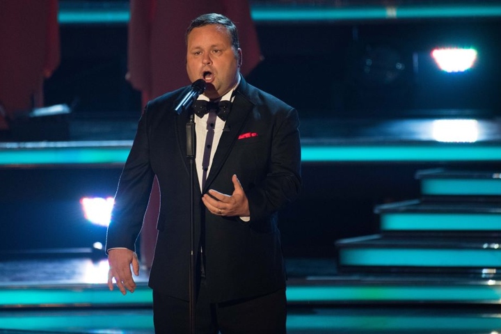 Oper-Star Paul Potts geht unter die Erde.