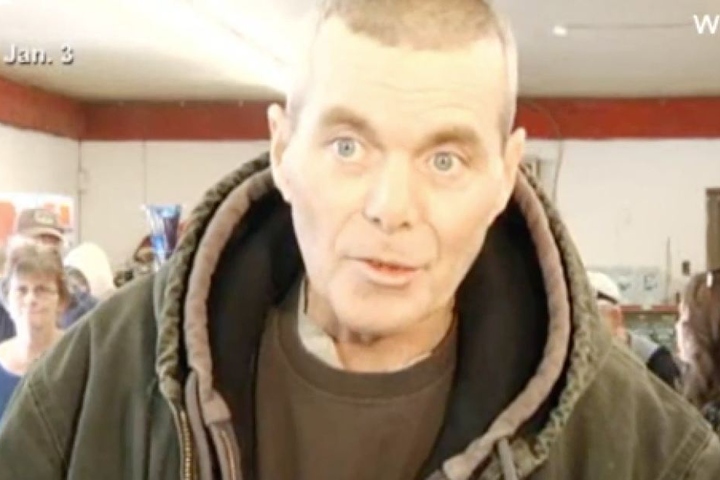 Nur drei Wochen nach diesem Foto am Tag des Lottogwinns ist der Mann gestorben.