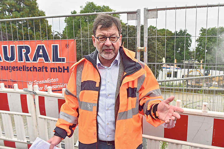 Reinhard Koettnitz (61), ist Chef des Straßen- und Tiefbauamtes.