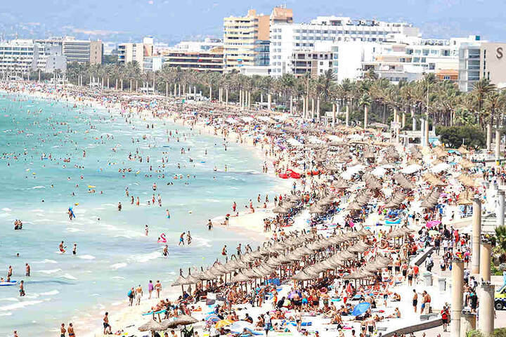 Für wenig Geld können Sachsen von der Landeshauptstadt Dresden bald ins Urlaubsparadies Mallorca fliegen.