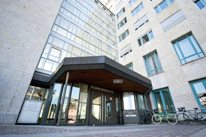Wegen versuchten Mordes verurteilte das Landgericht Stuttgart (Foto) den 20-Jährigen zu fast sieben Jahren Haft.