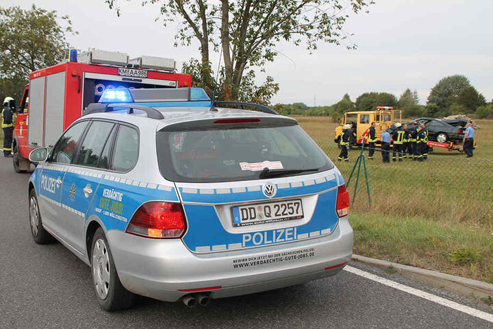 Der Fahrer musste schwerst verletzt ins Krankenhaus.