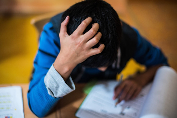 Hausaufgaben sind nicht jedermanns Sache. In einigen Bundesländern wurden sie
abgeschafft.