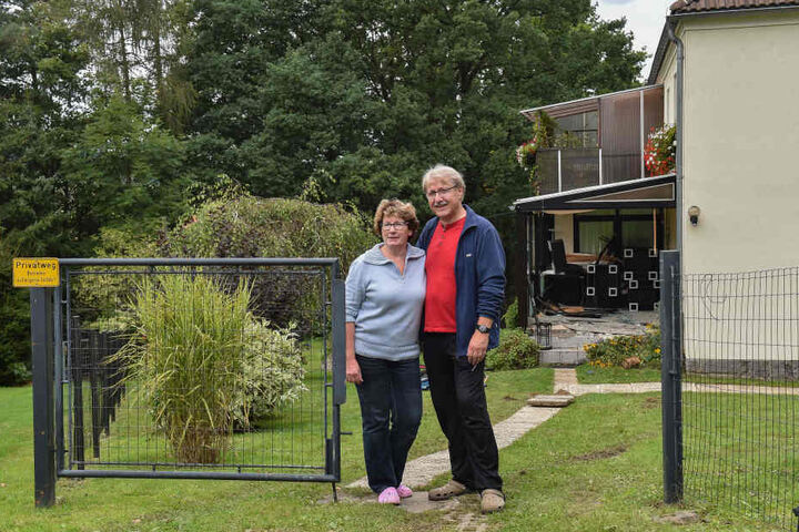 Constanze (55) und Hans-Jörg Wallner (58) sind froh, diesmal eher aus dem Wintergarten gegangen zu sein.