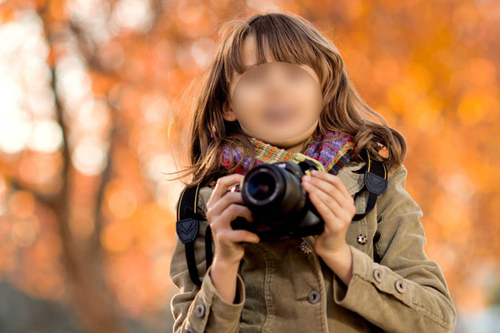 Ihr Opa ist nun auf der Suche nach den Kameras, mit welchen sie ihre letzten Fotos knipste (Symbolbild).