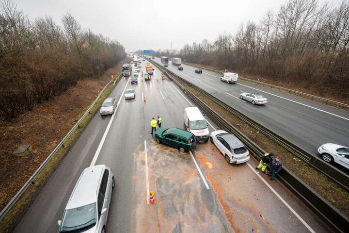Zwei Spuren Richtung Hannover sind wieder frei.
