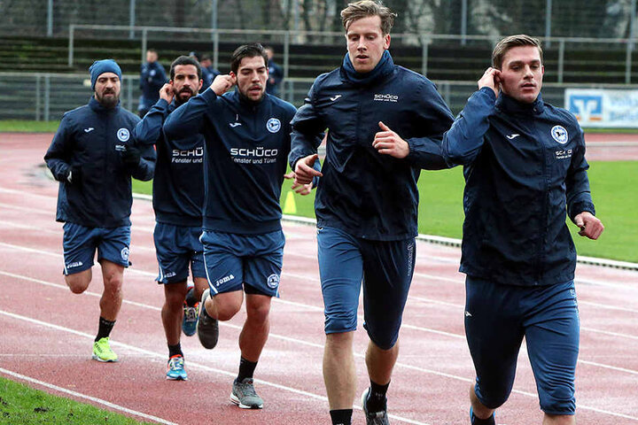 In Gruppen mussten die Spieler ihre Runden auf der Rußheide drehen.