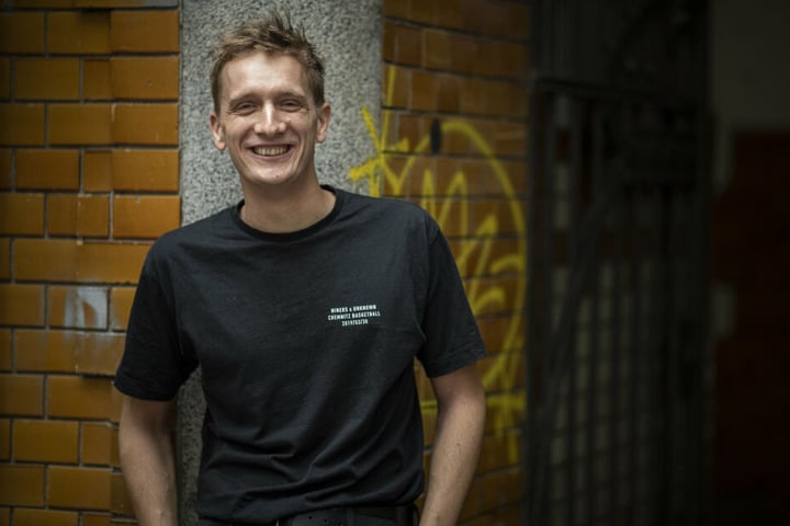 Felix Kummer öffnet am Freitag seinen Plattenladen in Chemnitz.