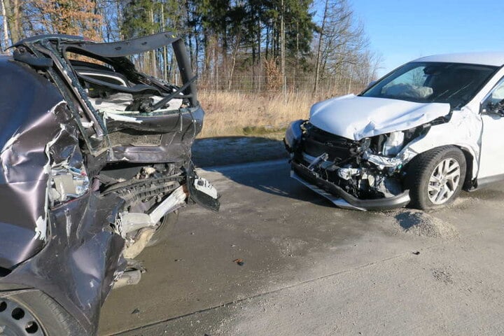 Der Honda war in Folge des Unfalls noch auf den Audi geprallt.