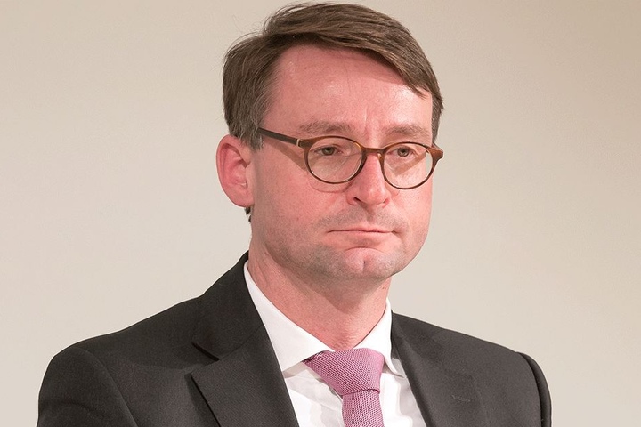 Innenminister Roland Wöller (47,CDU) gab jetzt die Kriminalitätsbilanz des Platzes heraus.