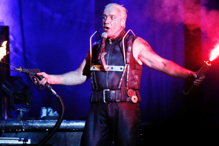 Till Lindemann begeistert nicht nur in Deutschland sehr viele Rammstein-Fans. (Archivbild)