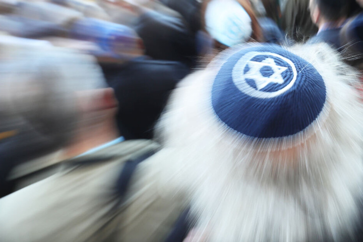 Charlotte Knobloch fordert einen energischeren Widerspruch gegen Judenfeindlichkeit. (Symbolbild)