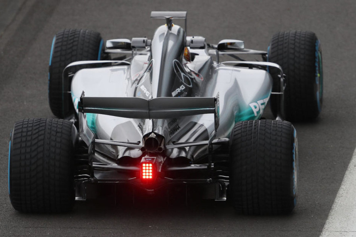 Beim neuen W08 wird das #KeepFightingMichael-Logo schmerzlich vermisst.