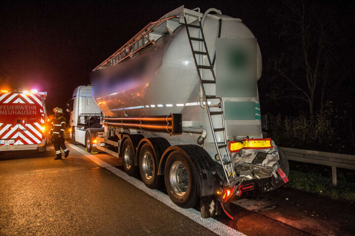 Auf diesen Zement-Sattelzug war der 60-Jährige aufgefahren.