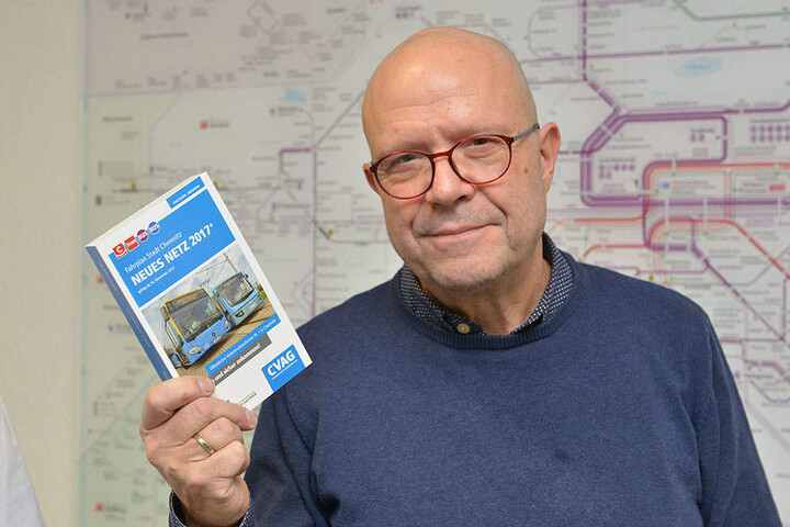 CVAG-Sprecher Stefan Tschök (60) präsentierte im Dezember 2017 stolz den neuen Fahrplan.