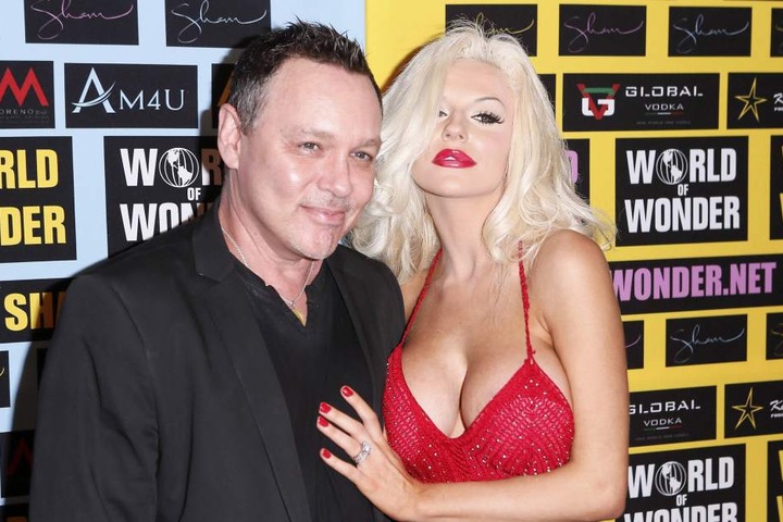 Schauspieler Doug Hutchison (57) und Courtney Stodden (22).